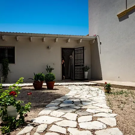 Antica Casina B&B Di Charme Pulsano Exterior foto